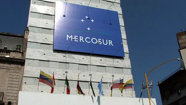 Mercosur se reunirá de urgencia este sábado por el golpe de Estado en Venezuela