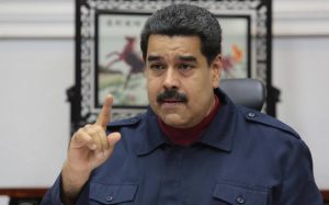 Venezuela: Nicolás Maduro fustiga a presidente de Perú 