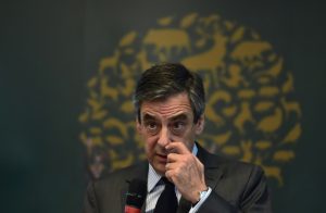 Francia: candidato a presidencia  François Fillon inculpado por malversación de fondos públicos