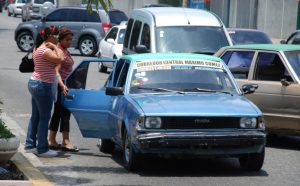Apresan dos hombres abordaban mujeres en carro público para abusar sexualmente de ellas