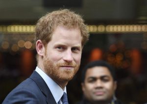 Príncipe Enrique revela que asistió a terapia para superar la muerte de Diana