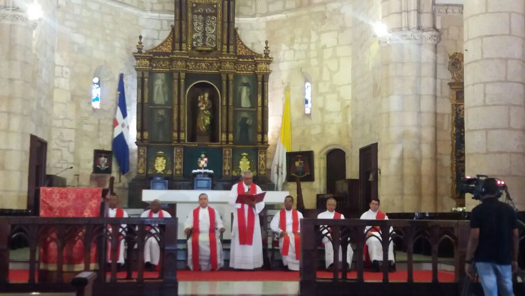 Iglesia católica critica corrupción y delincuencia en Sermón de las Siete Palabras