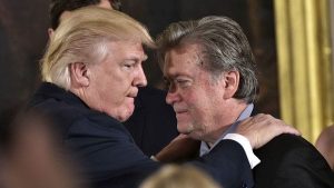 Donald Trump reorganiza el Consejo de Seguridad Nacional y desplaza a Steve Bannon, su asesor más importante