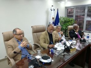 Médicos y trabajadores se sumarían a huelga ADP por sentencia condenatoria 
