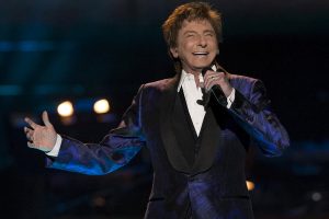 El artista Barry Manilow reconoció públicamente su homosexualidad