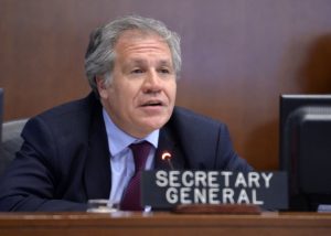 Dictaduras no caen solas sino con presión regional, dice Almagro de Venezuela
