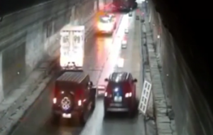 China: conductor muere tras evitar que otros automovilistas chocaran 