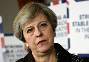 May se reúne con Juncker antes de la cumbre clave sobre el Brexit
