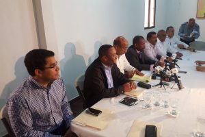 Alcaldes denuncian Lajun rompió acuerdo sobre vertedero Duquesa