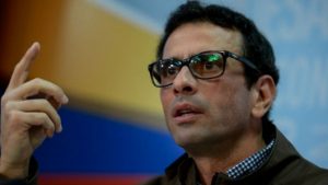 Inhabilitan políticamente al opositor venezolano Henrique Capriles 