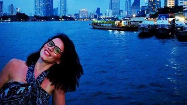 Muere una turista rumana gravemente herida tras atentado Londres