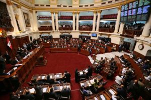 Perú condena ruptura del orden constitucional en Venezuela