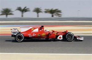 Fórmula Uno no sancionará a Vettel por chocar a Hamilton