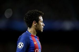 El jugador del Barcelona, Neymar, durante un partido contra la Juventus por los cuartos de final de la Liga de Campeones el miércoles, 19 de abril de 2017, en Barcelona. (AP Photo/Manu Fernandez)