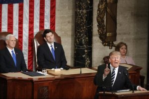 Trump enfrenta desafío inesperado de trabajar con Congreso EEUU