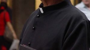 FBI arresta a pastor y otro hombre por abuso de menores