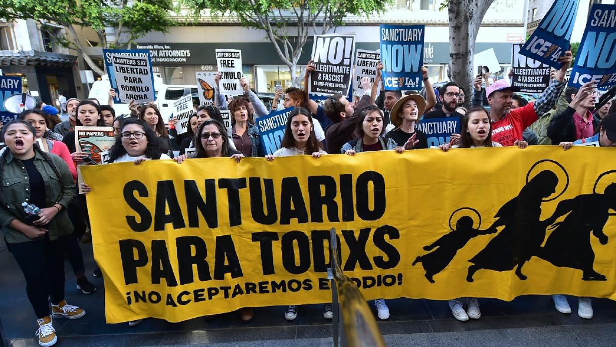 Protestan en Texas por medidas contra ciudades santuario