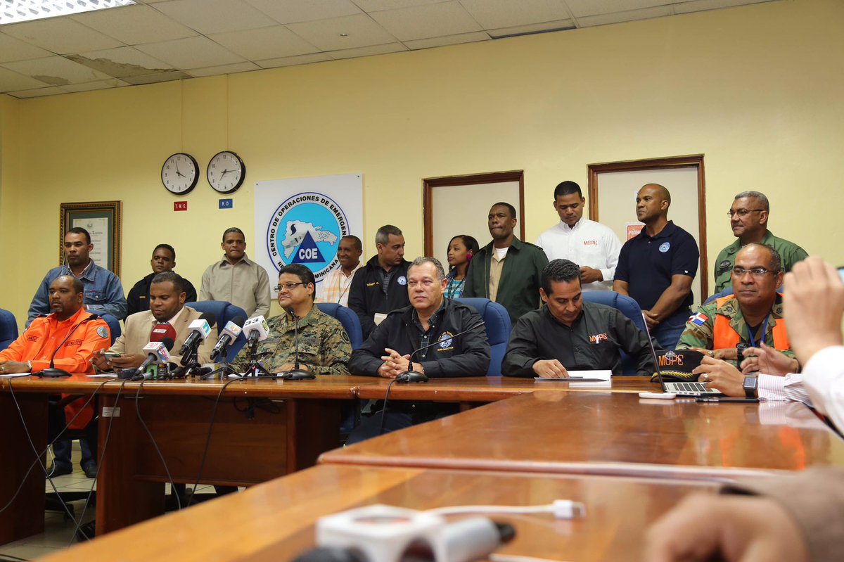 COE mantiene 9 provincias en alerta por las lluvias