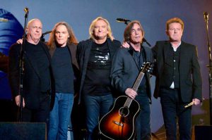 Banda Eagles demandan al “Hotel California” en México 