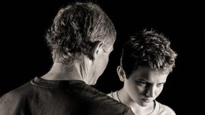 Una especialista en infancia y adolescencia explicó a Infobae cómo prevenir la participación de los jóvenes.