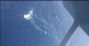 FARD y Armada rescatan náufragos en costas del mar Caribe 