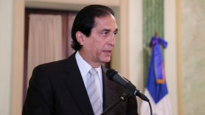 Montalvo defiende nueva Ley Antilavado; afirma bancas y juegos de lotería sí serán supervisados