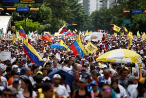 Oposición venezolana  marcha previo a reunión de la OEA 
