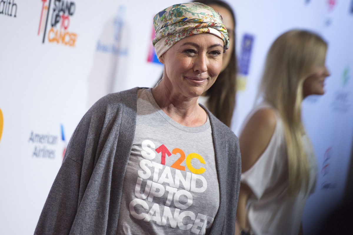 Shannen Doherty dice que su cáncer de mama está en remisión