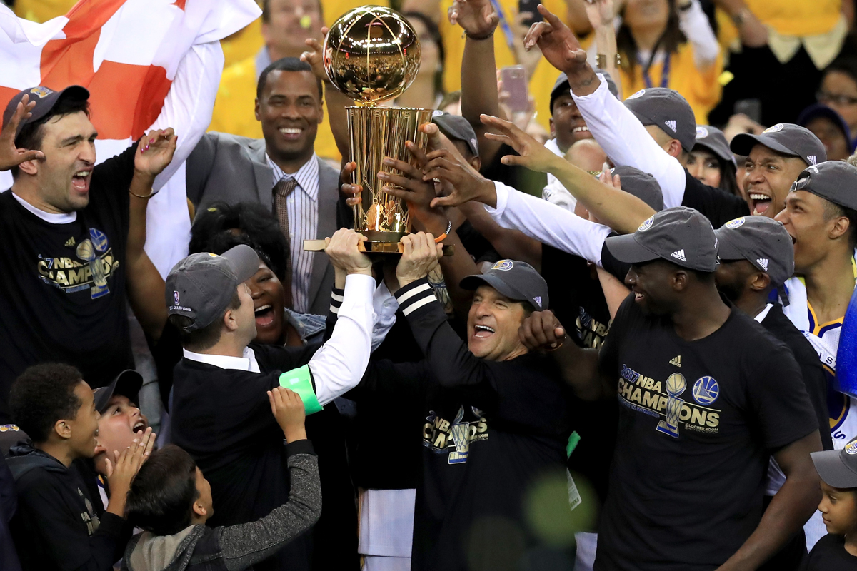 Warriors desmienten haber decidido no acudir a Casa Blanca