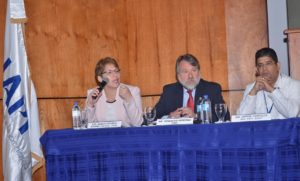 Alrededor de un ciento de innovadores, estudiantes, inventores e investigadores nacionales, interesados en poner a prueba su talento,  participaron en el Taller de Orientación sobre el uso de las Bases de Datos de Patentes, realizado por la Oficina Nacional de la Propiedad Industrial.