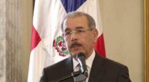 Presidente Medina renueva su compromiso con servicio al pueblo en Día de la Constitución