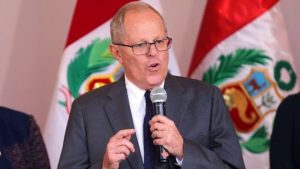 Presidente peruano pide actuar para evitar un “mar de sangre” en Venezuela