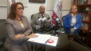 Presidente TC rehúsa opinar sobre pedido presidente Medina renuncie