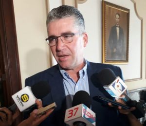 Presidente Aproleche pide intervención del Gobierno para regular importación de lácteos