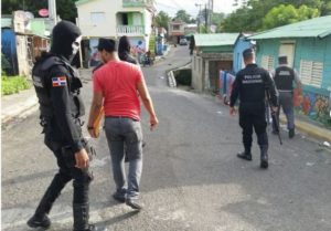 Un hombre y una mujer resultan muertos durante discusión en Salcedo