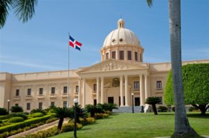 Presidente Danilo Medina promulga Ley de Presupuesto General del Estado