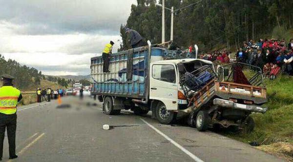Ecuador: dieciocho muertos en dos accidentes de tránsito