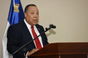 Juez constitucional Díaz Filpo aborda en Panamá responsabilidad patrimonial del Estado 