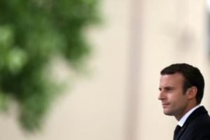 Francia creará centros de control para solicitantes de asilo en Libia