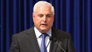 El juez federal de Miami (EE.UU.) Edwin Torres aprobó este jueves la extradición del expresidente de Panamá Ricardo Martinelli a su país.