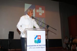 El alcalde de este municipio, Nelson Guillen, afirmó este miércoles que a la llegada a esta alcaldía encontró una deuda de 1,125 millones de pesos  y un desastre de grandes magnitudes, heredados de la de la administración pasada, que encabezó Raúl Mondesí.
