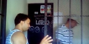 Ladrones roban en banca de Santiago