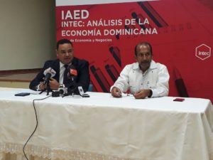 Economistas afirman RD se dirige a callejón sin salida por endeudamiento