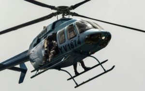 Venezuela: Fuerza Armada dice frustró  ataque entre versiones de rebelión