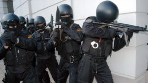 Policía española desmantela red ilegal de tráfico de inmigrantes iraníes 