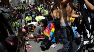 EEUU: enfrentamiento entre supremacistas blancos y activista deja al menos tres muertos en Charlottesville