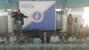 Hipólito dice primarias abiertas eliminarían la doble militancia; PRM pone fecha a convención 