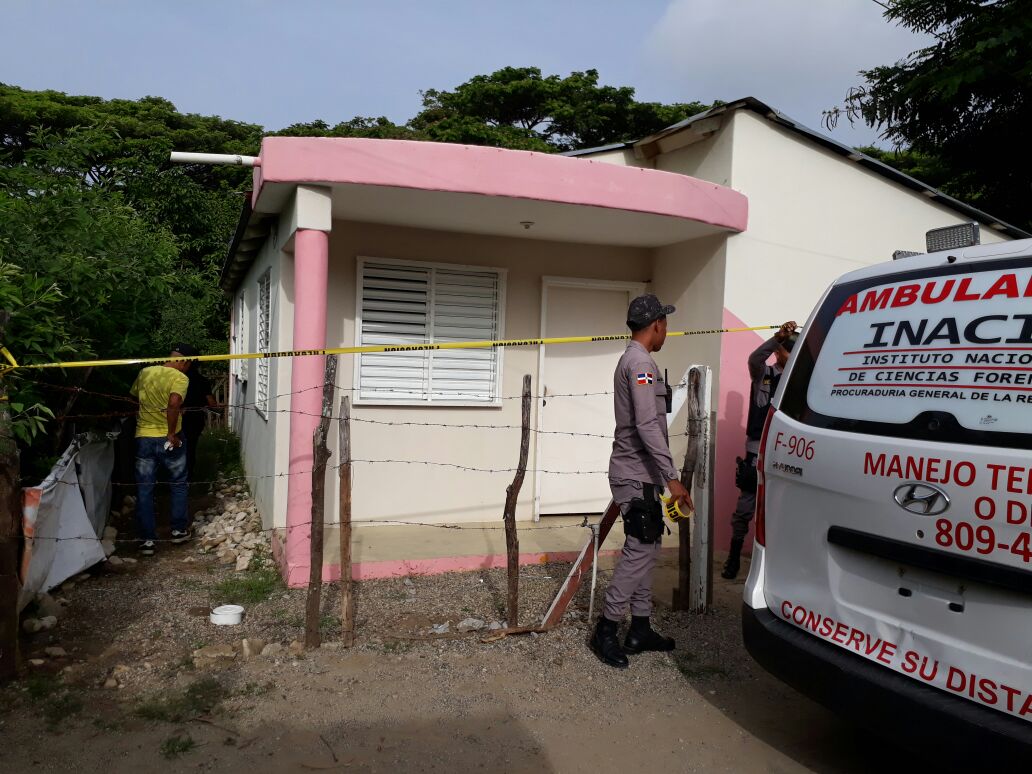 Mujer ultima a su hijo de cuatro años y se suicida en Santiago
