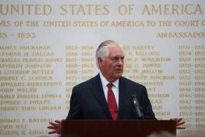 China debe utilizar sus exportaciones de petróleo hacia Corea del Norte como medio para presionar al régimen de Pyongyang con vistas a una salida diplomática a la crisis nuclear norcoreana, declaró 