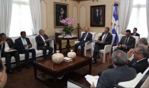 Presidente Medina encabeza reunión de seguimientos a construcción de escuelas 